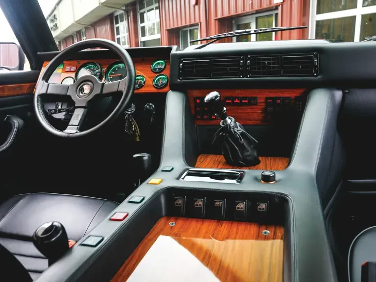 1990 Lamborghini LM002 - Image 9 of 26