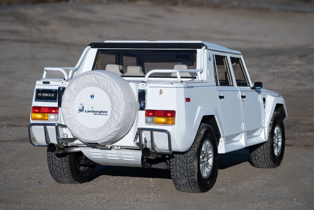 1990 Lamborghini LM002 - Image 16 of 31
