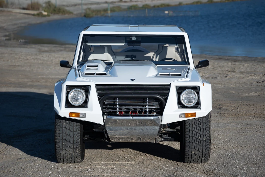 1990 Lamborghini LM002 - Image 6 of 31
