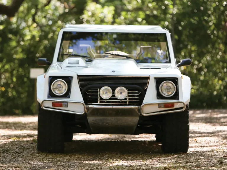1990 Lamborghini LM002 - Image 11 of 31