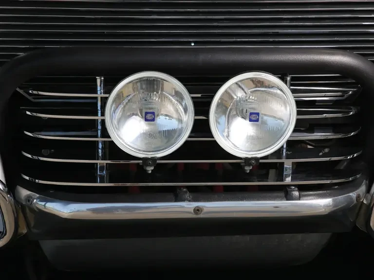 1990 Lamborghini LM002 - Image 23 of 31