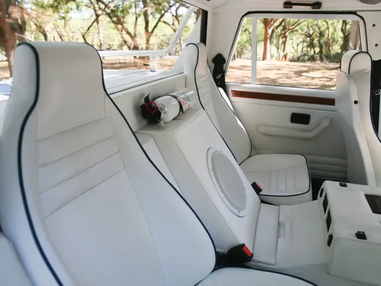 1990 Lamborghini LM002 - Image 15 of 31