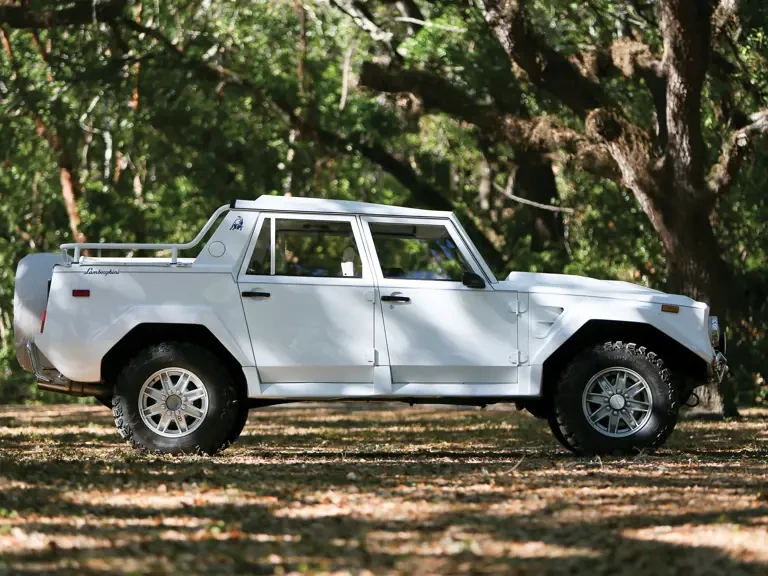 1990 Lamborghini LM002 - Image 6 of 31