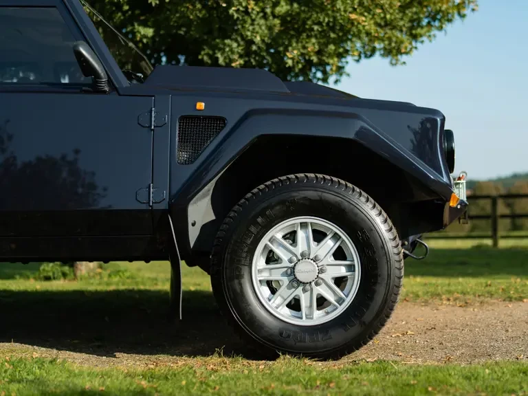 1990 Lamborghini LM002 - Image 18 of 31