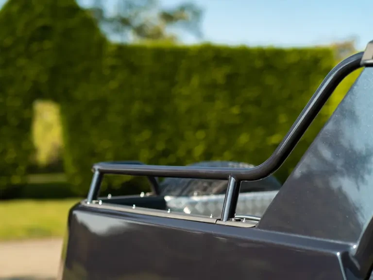 1990 Lamborghini LM002 - Image 17 of 31
