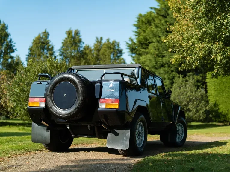 1990 Lamborghini LM002 - Image 13 of 31