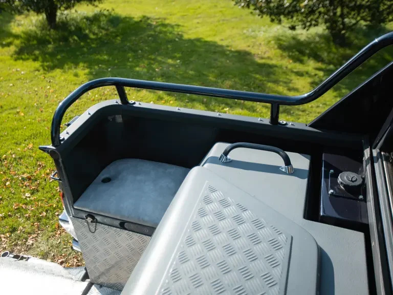 1990 Lamborghini LM002 - Image 30 of 31