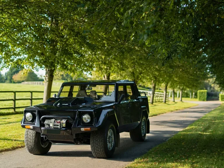 1990 Lamborghini LM002 - Image 11 of 31