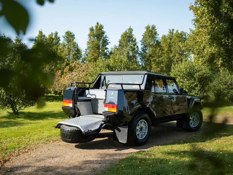 1990 Lamborghini LM002 - Image 12 of 31