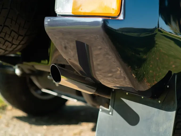 1990 Lamborghini LM002 - Image 25 of 31