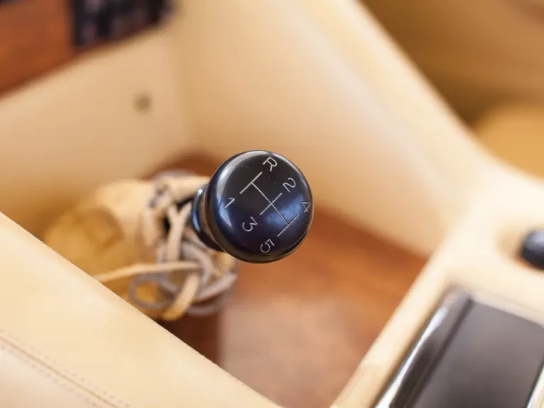 1990 Lamborghini LM002 - Image 14 of 29