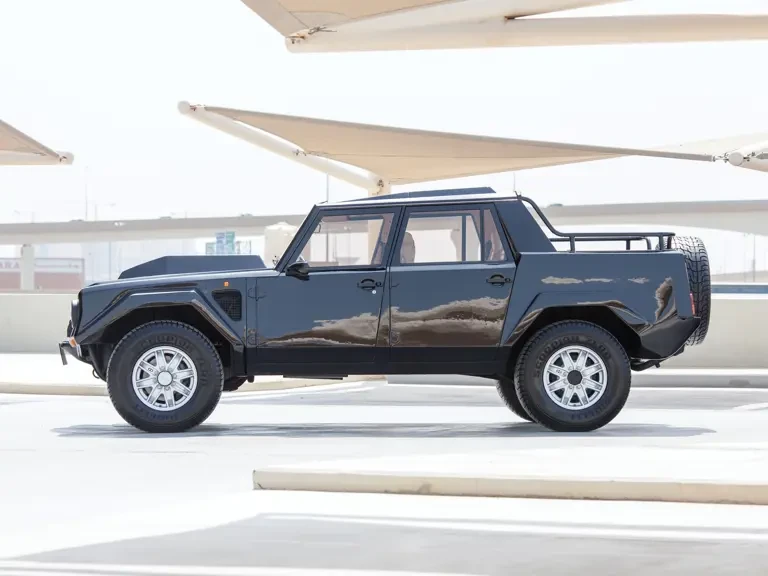 1990 Lamborghini LM002 - Image 6 of 29