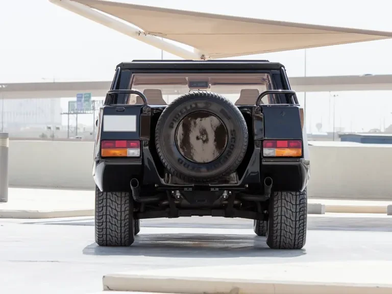 1990 Lamborghini LM002 - Image 9 of 29
