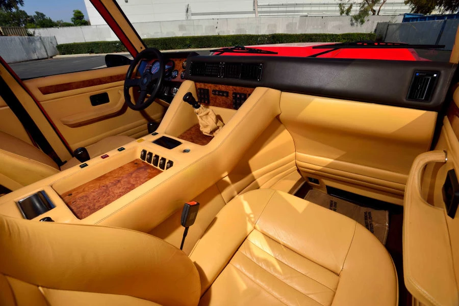 1990 Lamborghini LM002 - Image 5 of 12