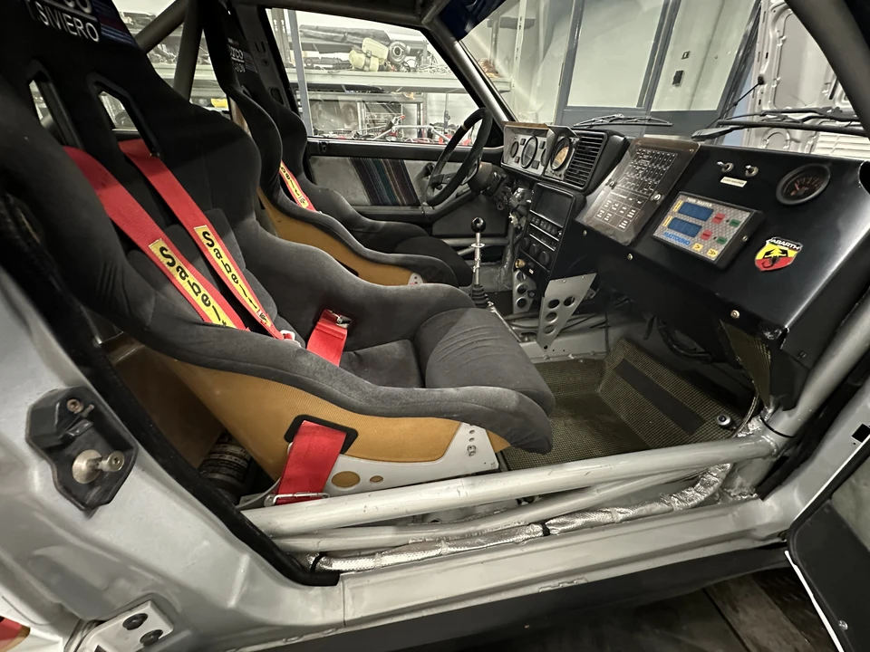 1990 Lancia Delta 1st Gen - Image 29 of 31