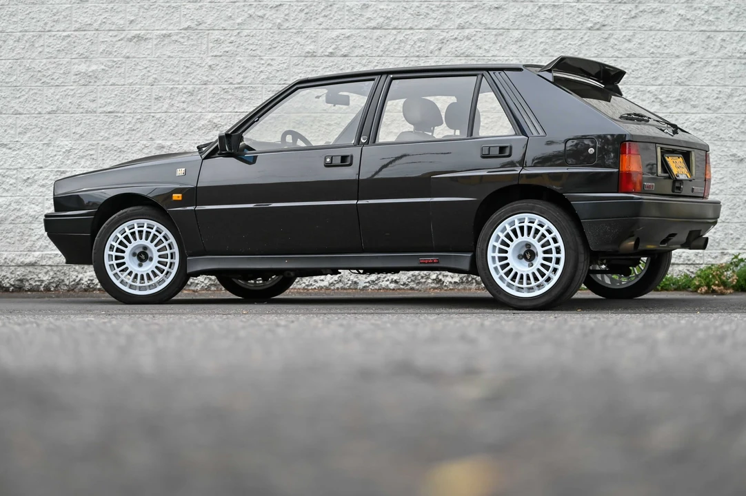 1990 Lancia Delta 1st Gen - Image 16 of 31