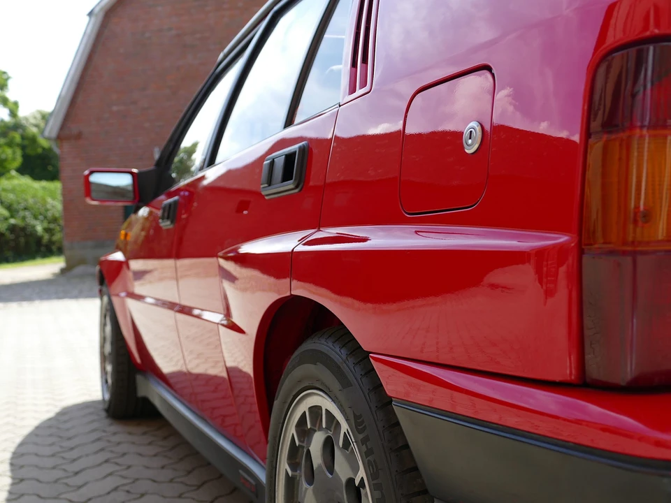 1990 Lancia Delta 1st Gen - Image 19 of 31