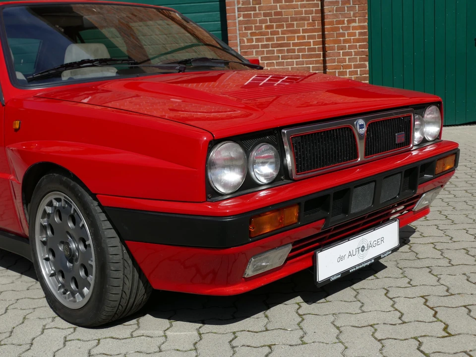1990 Lancia Delta 1st Gen - Image 27 of 31