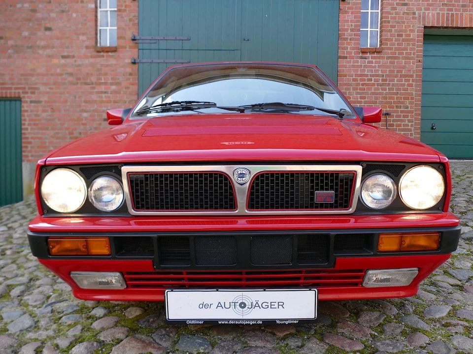 1990 Lancia Delta 1st Gen - Image 12 of 31