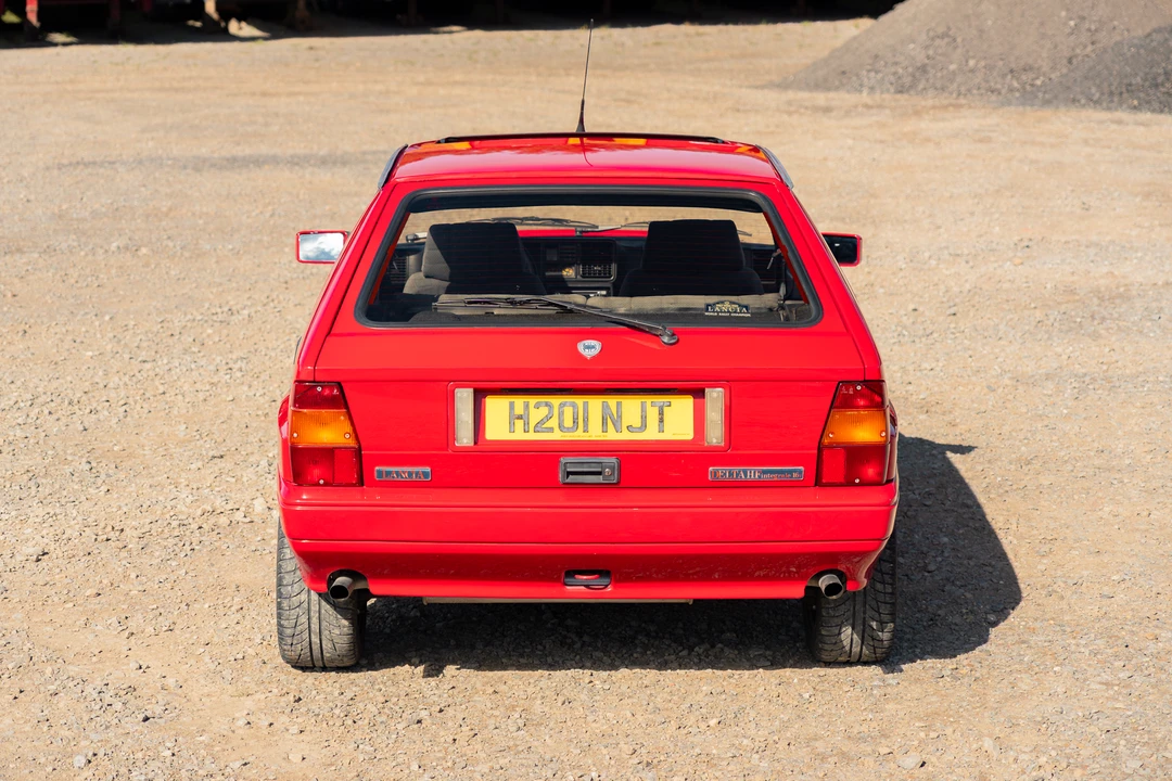 1990 Lancia Delta 1st Gen - Image 14 of 31