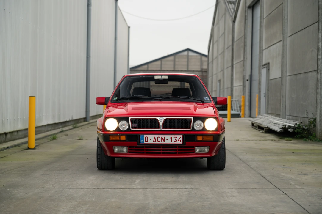 1990 Lancia Delta 1st Gen - Image 17 of 31