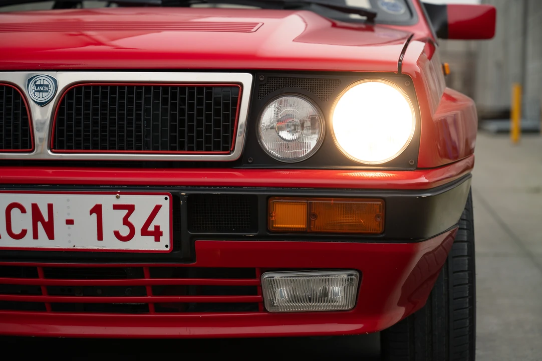 1990 Lancia Delta 1st Gen - Image 27 of 31