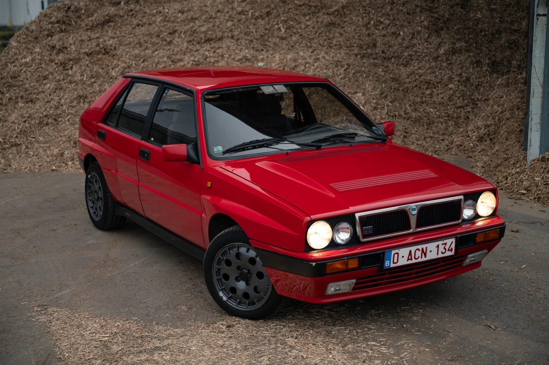 1990 Lancia Delta 1st Gen - Image 21 of 31
