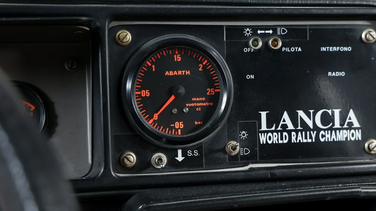 1990 Lancia Delta 1st Gen - Image 8 of 21