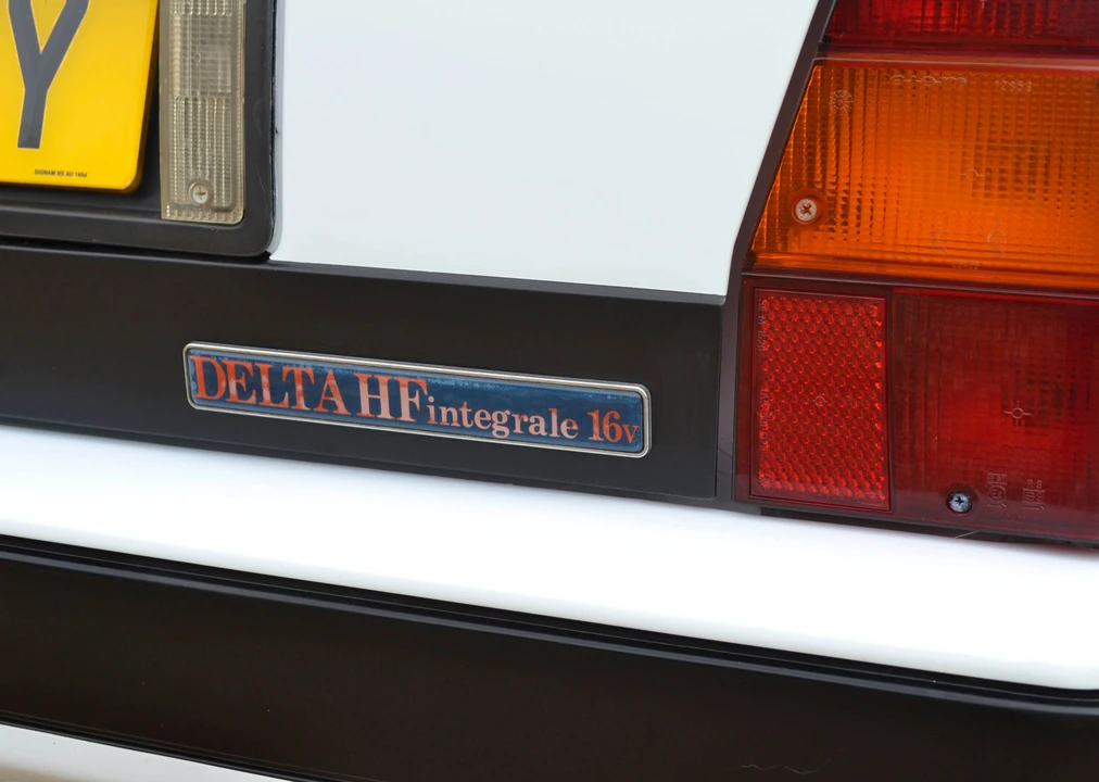 1990 Lancia Delta 1st Gen - Image 7 of 8