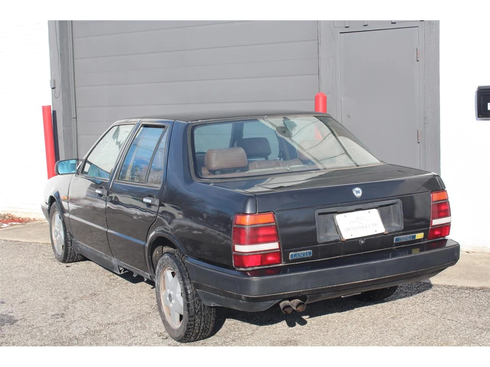 1990 Lancia - Image 4 of 31
