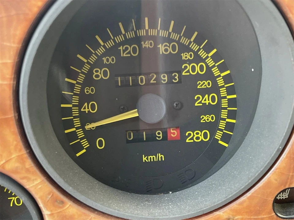 1990 Lancia - Image 29 of 31