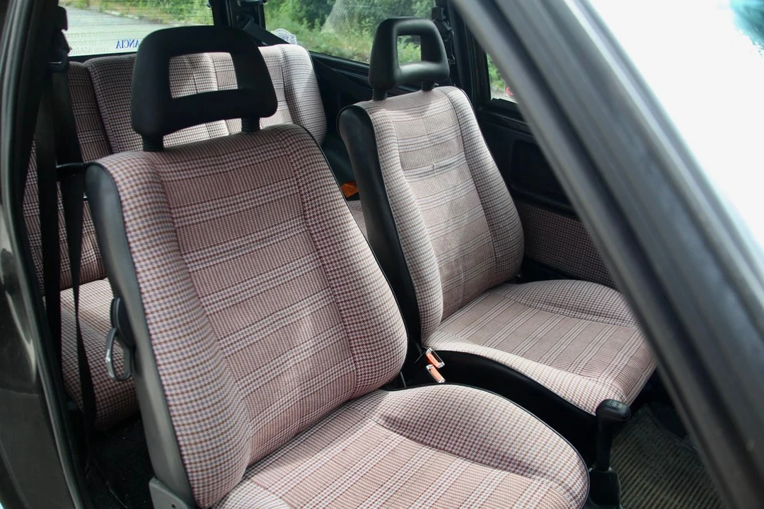 1990 Lancia - Image 27 of 30