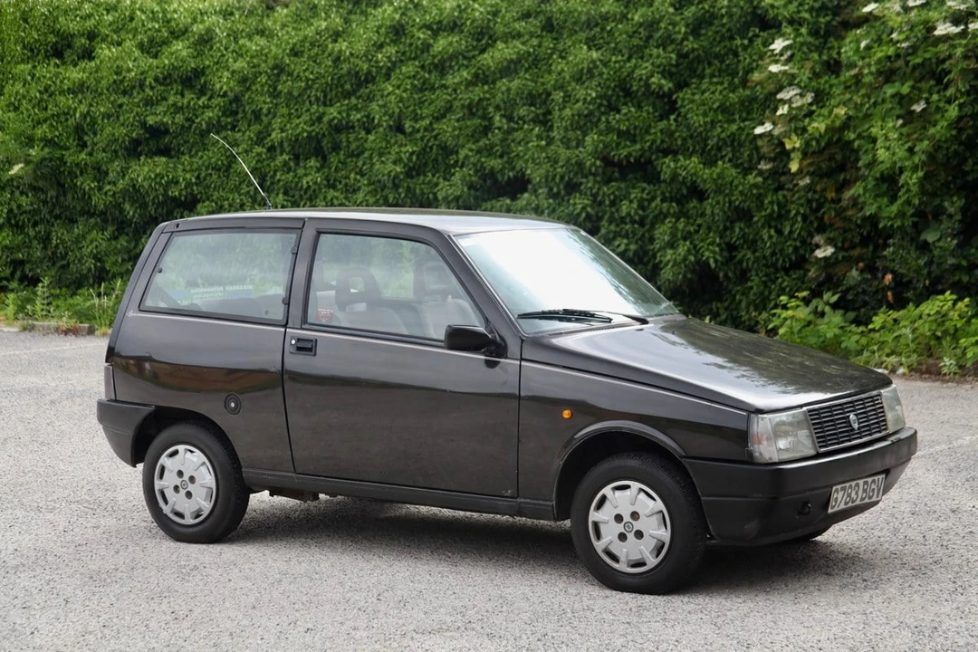 1990 Lancia - Image 5 of 30