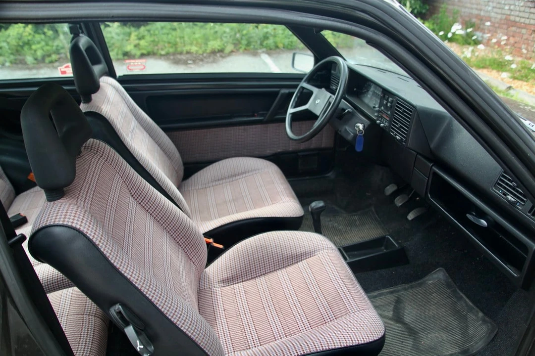 1990 Lancia - Image 24 of 30