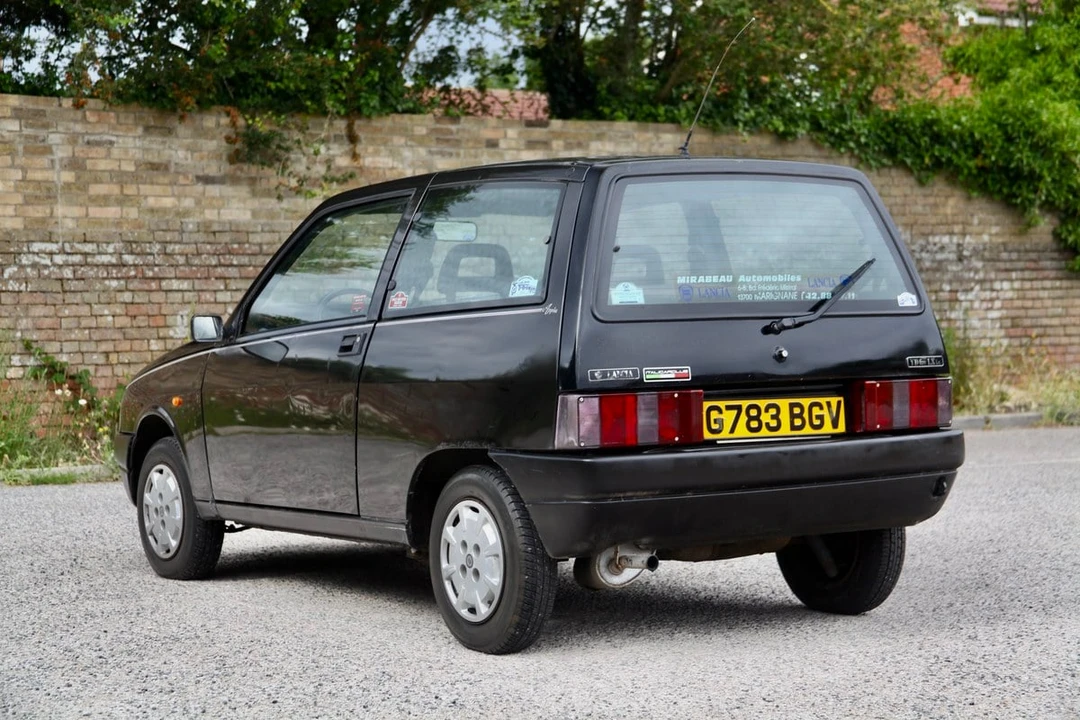 1990 Lancia - Image 16 of 30