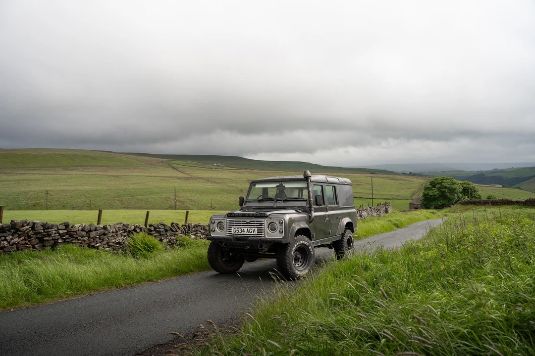 1990 Land Rover Defender 110 - Image 14 of 30