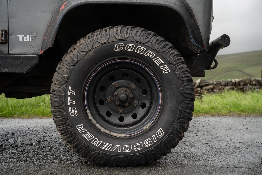 1990 Land Rover Defender 110 - Image 30 of 30