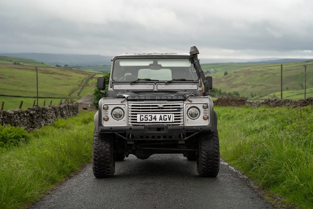 1990 Land Rover Defender 110 - Image 9 of 30