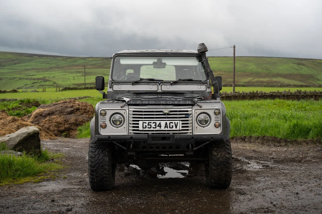 1990 Land Rover Defender 110 - Image 10 of 30
