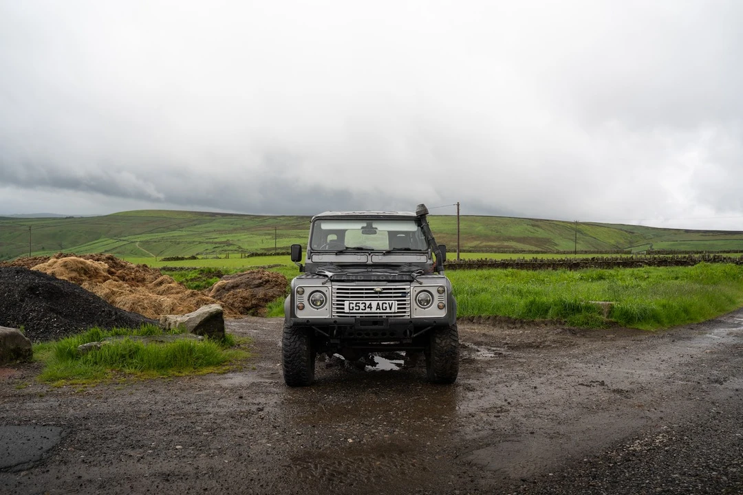 1990 Land Rover Defender 110 - Image 11 of 30