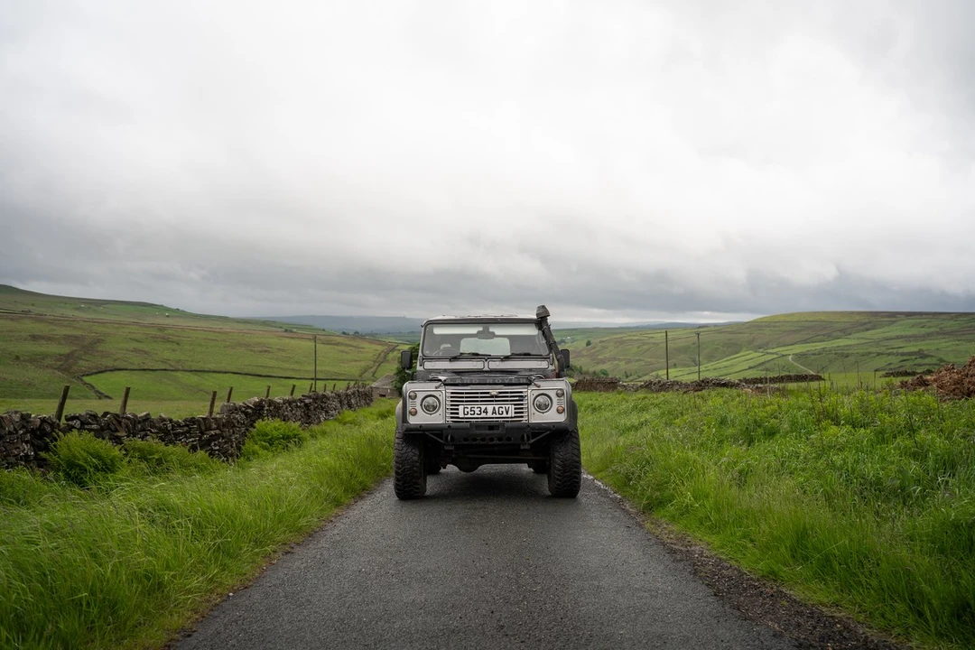 1990 Land Rover Defender 110 - Image 8 of 30