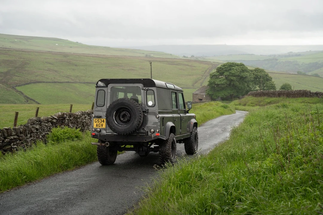 1990 Land Rover Defender 110 - Image 24 of 30