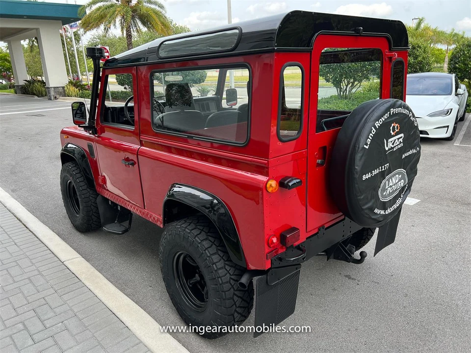 1990 Land Rover Defender - Image 2 of 31