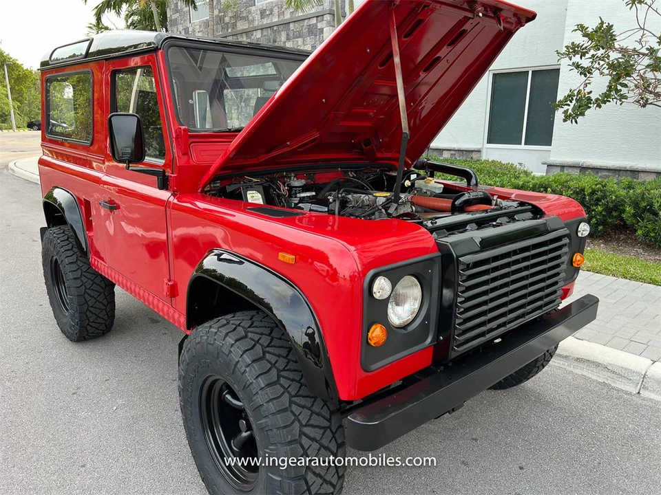 1990 Land Rover Defender - Image 9 of 31