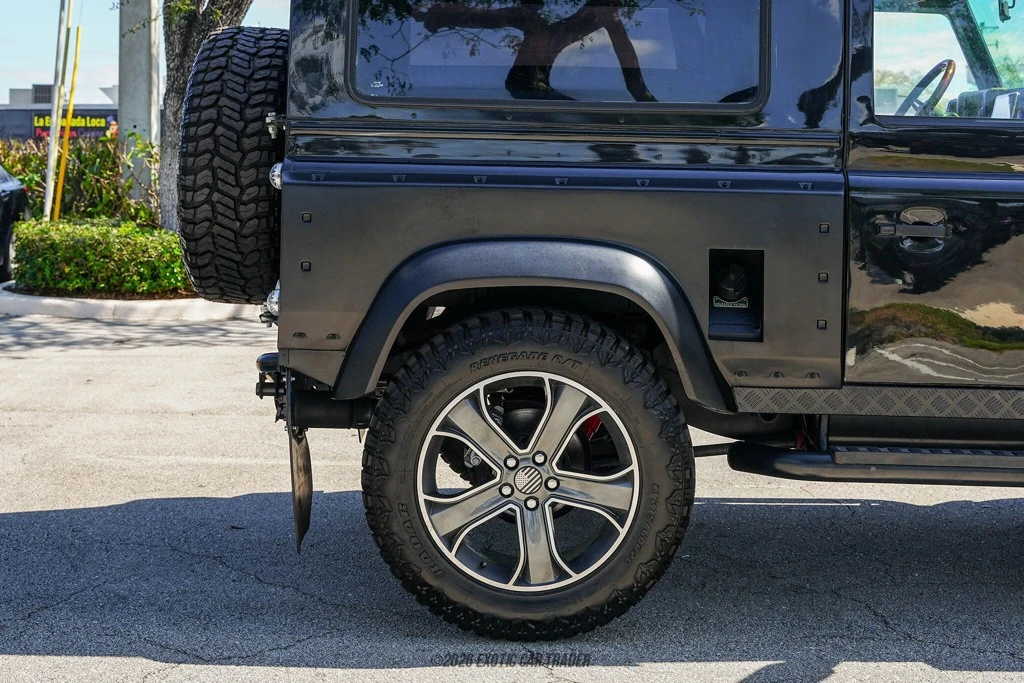 1990 Land Rover Defender 90 - Image 10 of 12
