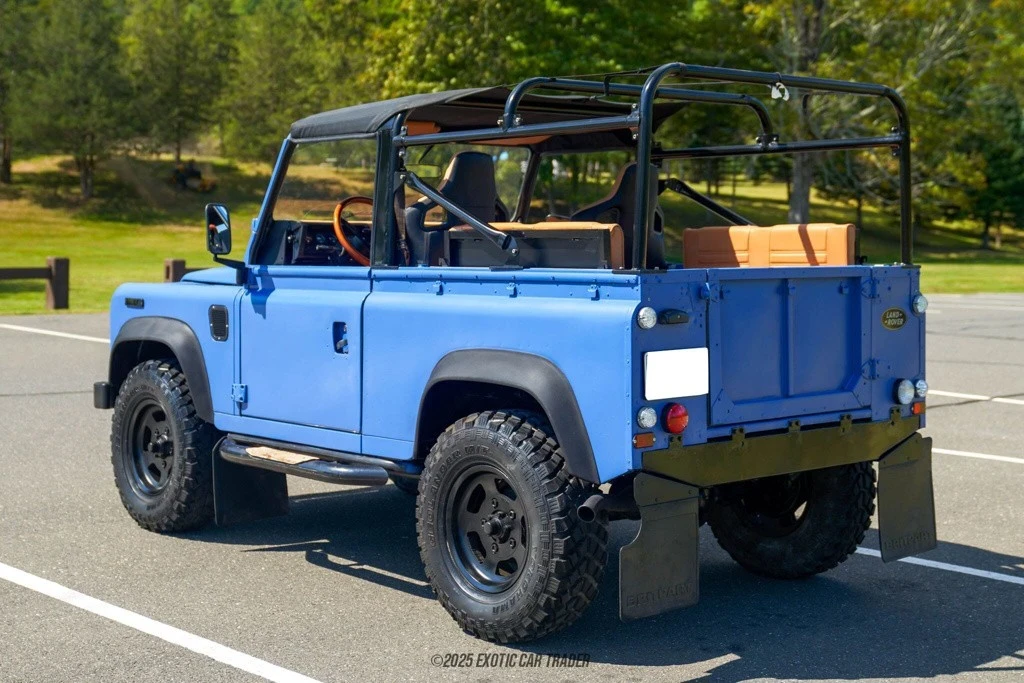1990 Land Rover Defender 90 - Image 6 of 12