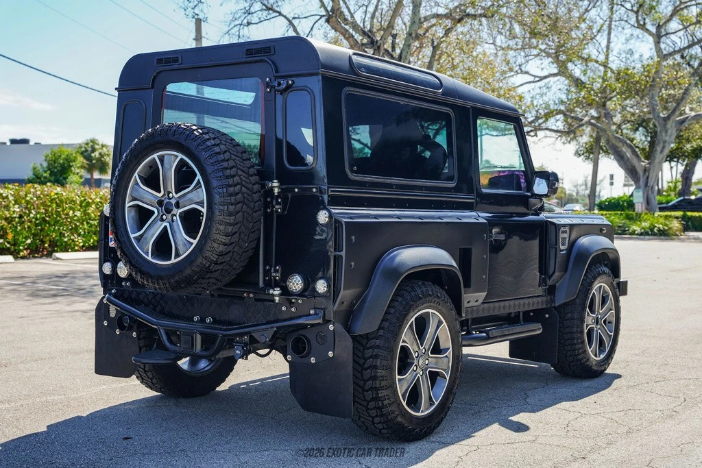 1990 Land Rover Defender 90 - Image 8 of 12