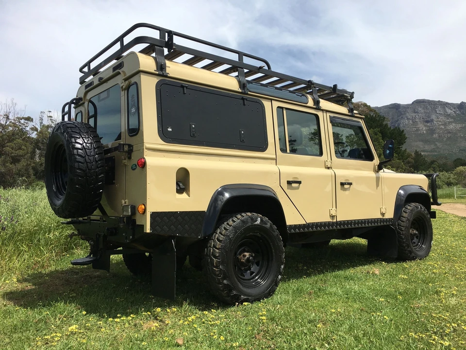 1990 Land Rover Defender 110 - Image 2 of 29