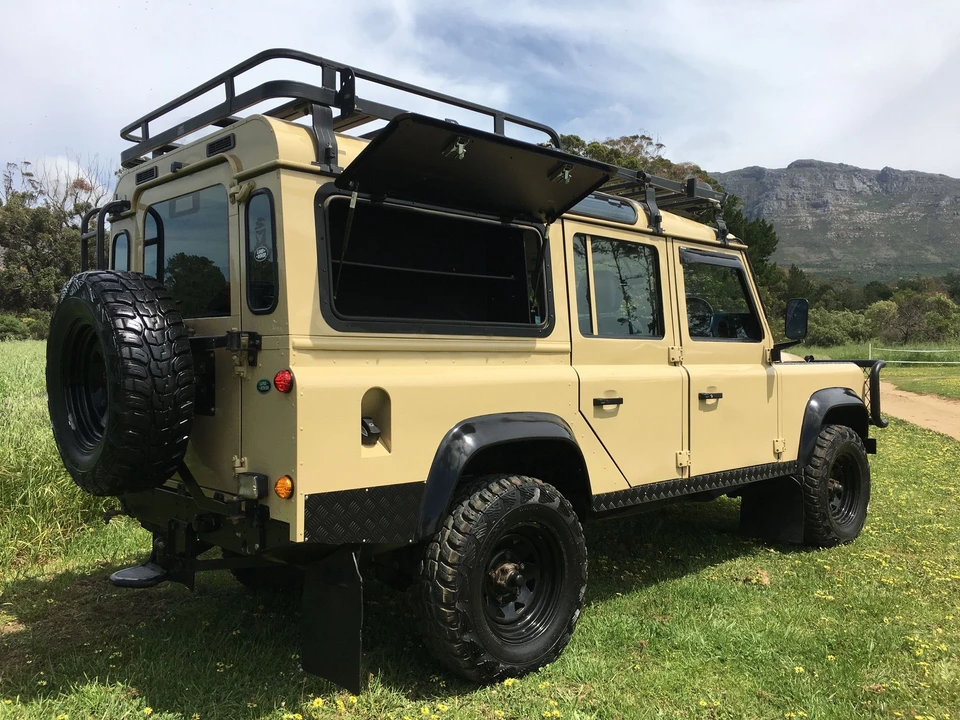 1990 Land Rover Defender 110 - Image 3 of 29