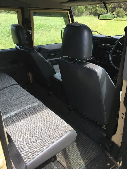 1990 Land Rover Defender 110 - Image 9 of 29
